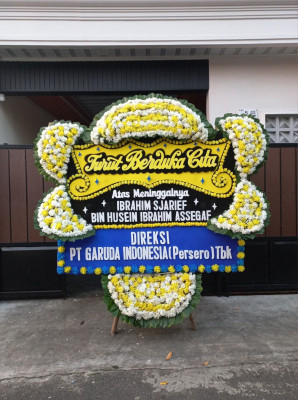 Papan Bunga Duka di Mandioli Selatan